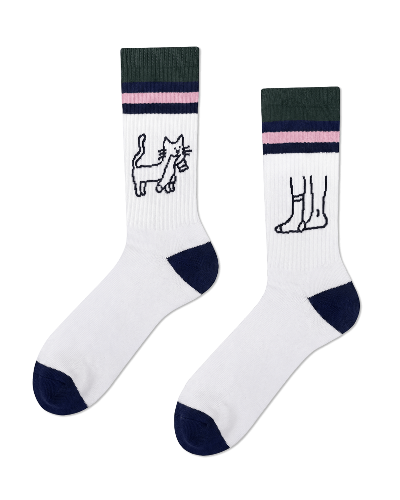 CAT EAT SOCKS LOBA